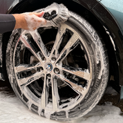 TYRE BRUSH