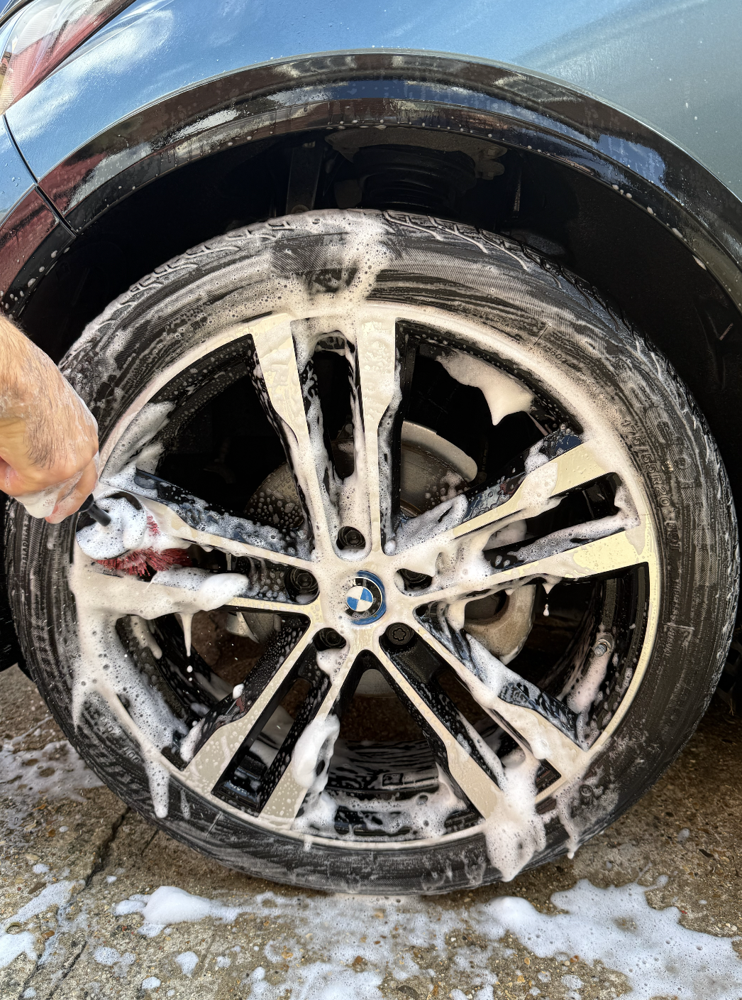 MEDIUM DETAILING WHEEL BRUSH