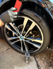 TRIM & TYRE DRESSING KIT