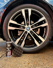 TRIM & TYRE DRESSING KIT