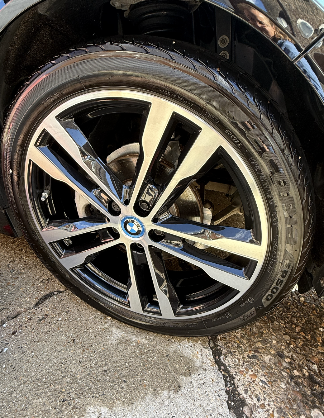 TRIM & TYRE DRESSING KIT