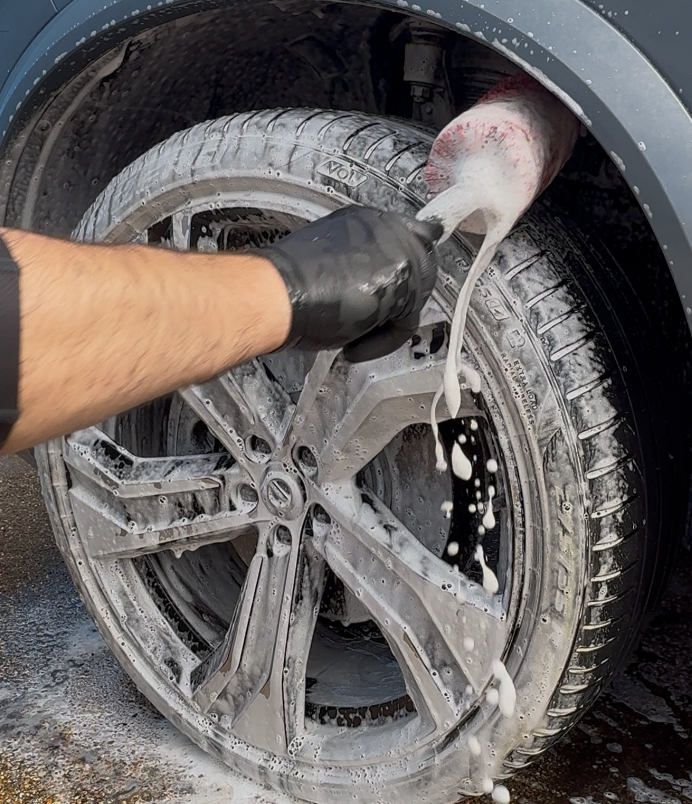 ROUND DETAILING WHEEL BRUSH
